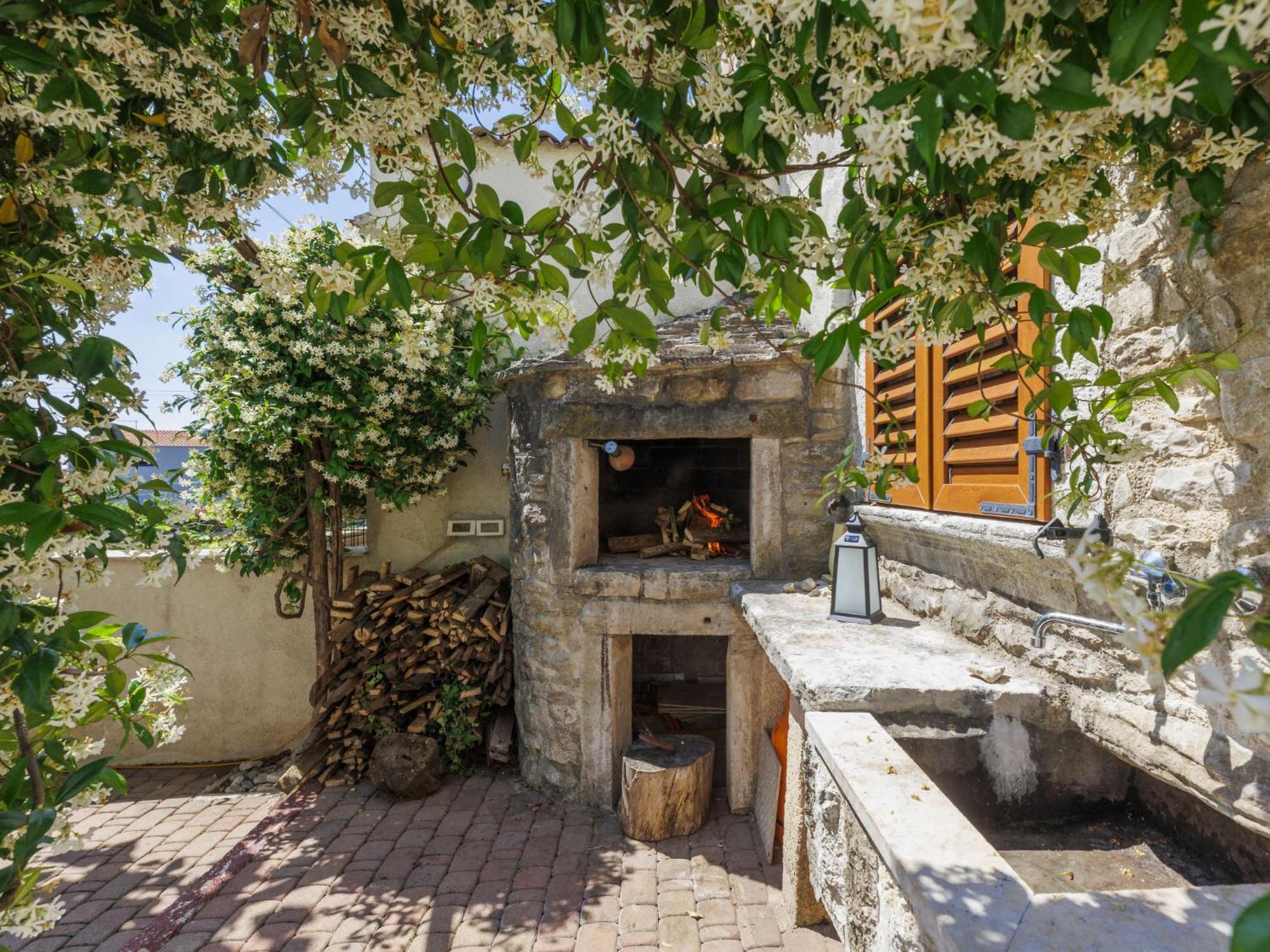 Holiday Home Pinia I - Kst126 By Interhome Kaštelir Exterior foto